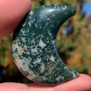 Moss Agate Green Gray Small Crystal Reiki Healing Pocket Mineral Stone Decor